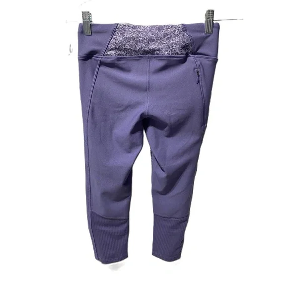 NWT Under Armour Heat Gear Compression Capri Leggings Lavender Small - Picture 2 of 10